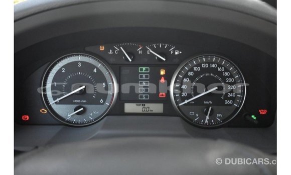 Buy Import Toyota Land Cruiser White Car in Import - Dubai in Bumthang Buy Import Toyota Land Cruiser White Car in Import - Dubai in Bumthang