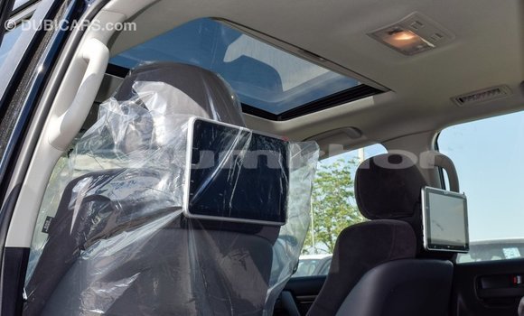 Buy Import Toyota Land Cruiser Black Car in Import - Dubai in Bumthang Buy Import Toyota Land Cruiser Black Car in Import - Dubai in Bumthang