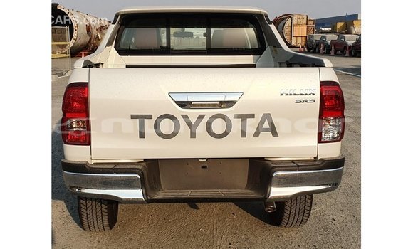 Buy Import Toyota Hilux White Car in Import - Dubai in Bumthang Buy Import Toyota Hilux White Car in Import - Dubai in Bumthang