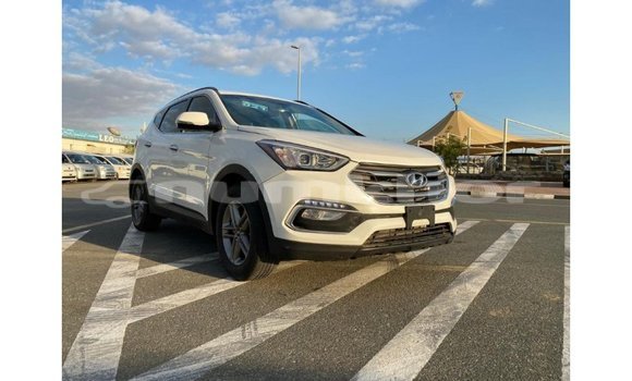 Buy Import Hyundai Santa Fe White Car in Import - Dubai in Bumthang Buy Import Hyundai Santa Fe White Car in Import - Dubai in Bumthang