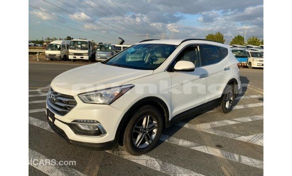Buy Import Hyundai Santa Fe White Car in Import - Dubai in Bumthang Buy Import Hyundai Santa Fe White Car in Import - Dubai in Bumthang