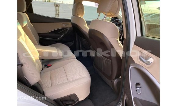 Buy Import Hyundai Santa Fe White Car in Import - Dubai in Bumthang Buy Import Hyundai Santa Fe White Car in Import - Dubai in Bumthang