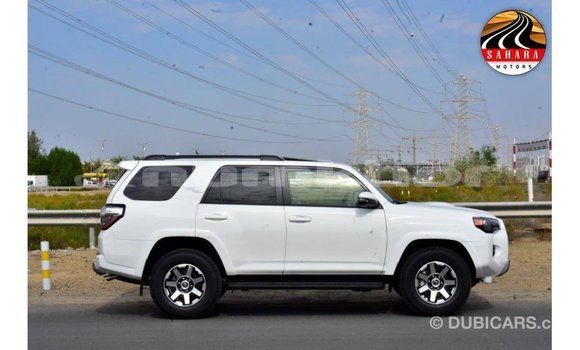 Buy Import Toyota 4Runner White Car in Import - Dubai in Bumthang Buy Import Toyota 4Runner White Car in Import - Dubai in Bumthang