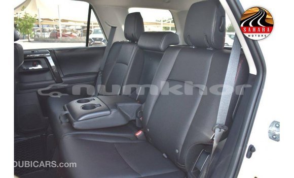 Buy Import Toyota 4Runner White Car in Import - Dubai in Bumthang Buy Import Toyota 4Runner White Car in Import - Dubai in Bumthang