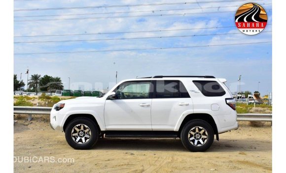 Buy Import Toyota 4Runner White Car in Import - Dubai in Bumthang Buy Import Toyota 4Runner White Car in Import - Dubai in Bumthang