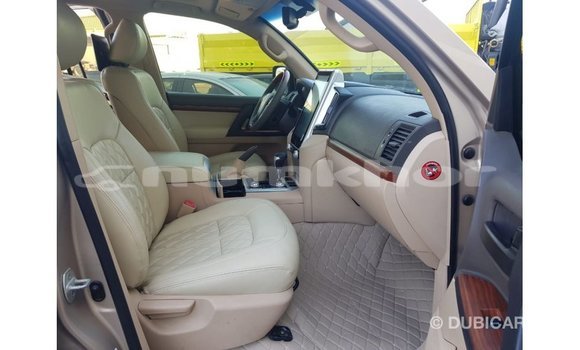 Buy Import Toyota Land Cruiser Other Car in Import - Dubai in Bumthang Buy Import Toyota Land Cruiser Other Car in Import - Dubai in Bumthang