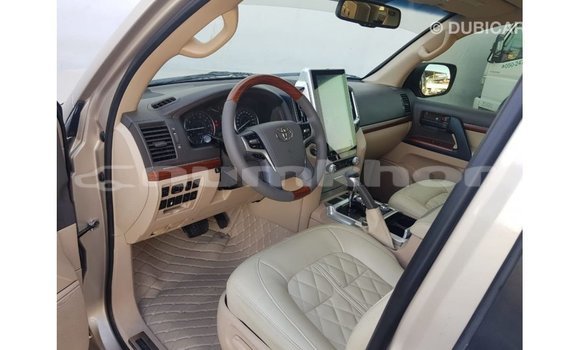 Buy Import Toyota Land Cruiser Other Car in Import - Dubai in Bumthang Buy Import Toyota Land Cruiser Other Car in Import - Dubai in Bumthang