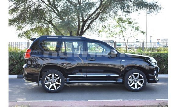 Buy Import Toyota Prado Black Car in Import - Dubai in Bumthang Buy Import Toyota Prado Black Car in Import - Dubai in Bumthang