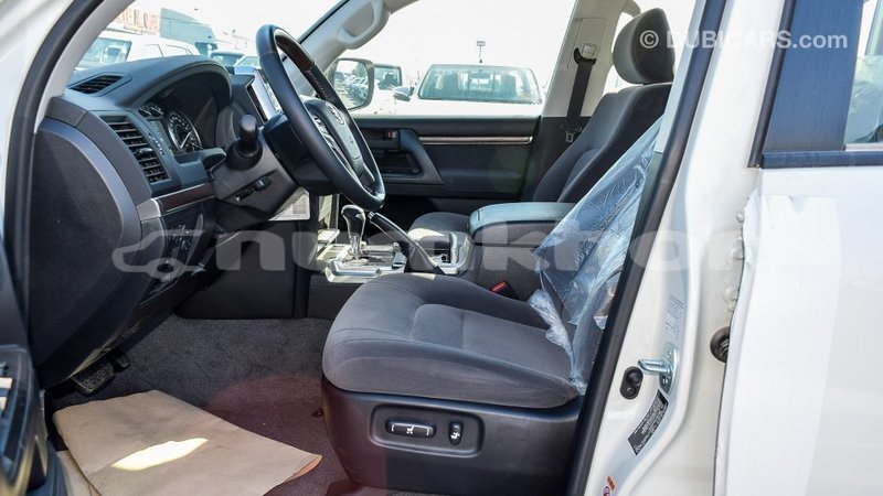 Big with watermark toyota land cruiser bumthang import dubai 2334