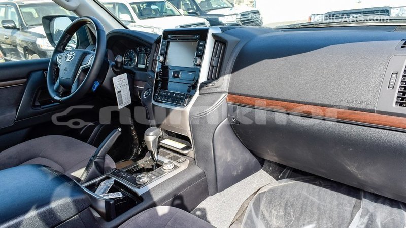 Big with watermark toyota land cruiser bumthang import dubai 2334