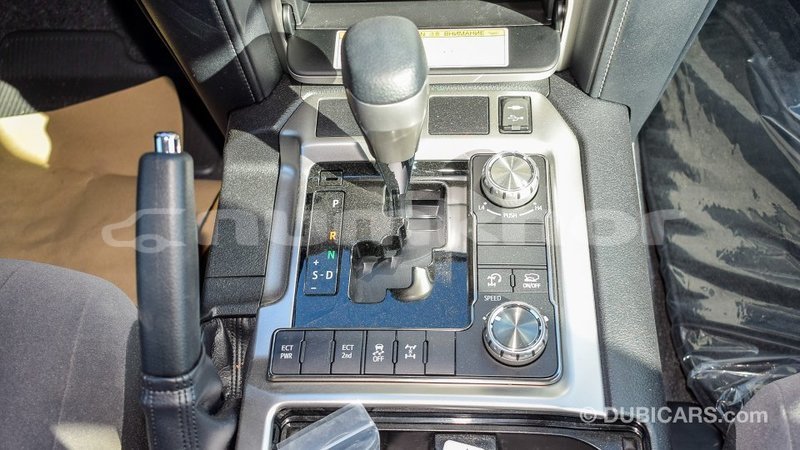 Big with watermark toyota land cruiser bumthang import dubai 2334