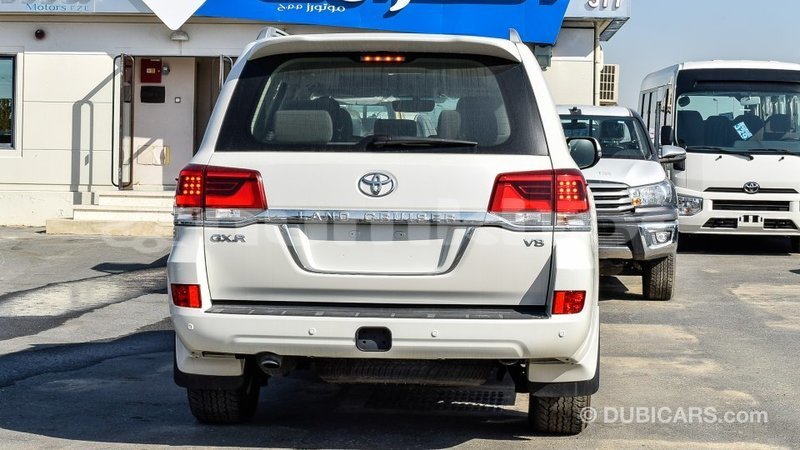 Big with watermark toyota land cruiser bumthang import dubai 2334
