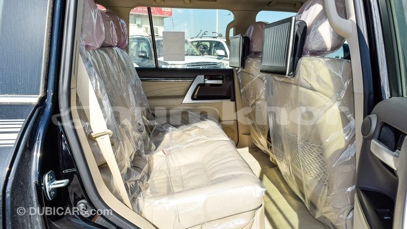 Big with watermark toyota land cruiser bumthang import dubai 2335