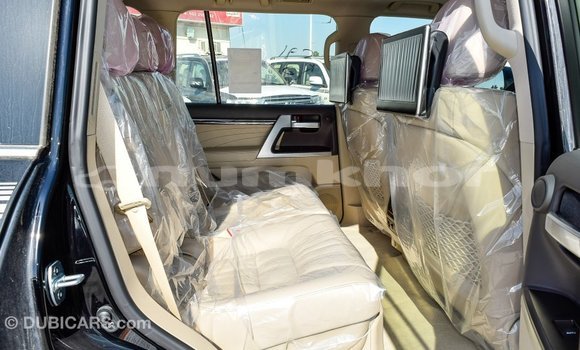 Buy Import Toyota Land Cruiser Black Car in Import - Dubai in Bumthang Buy Import Toyota Land Cruiser Black Car in Import - Dubai in Bumthang