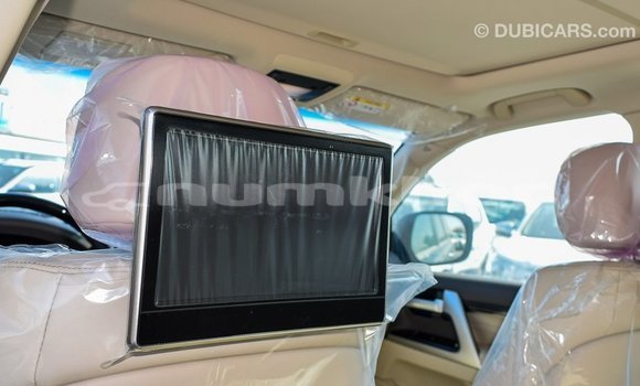 Buy Import Toyota Land Cruiser Black Car in Import - Dubai in Bumthang Buy Import Toyota Land Cruiser Black Car in Import - Dubai in Bumthang