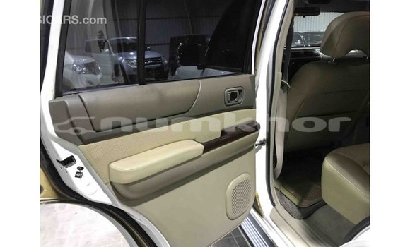 Buy Import Nissan Patrol White Car in Import - Dubai in Bumthang Buy Import Nissan Patrol White Car in Import - Dubai in Bumthang