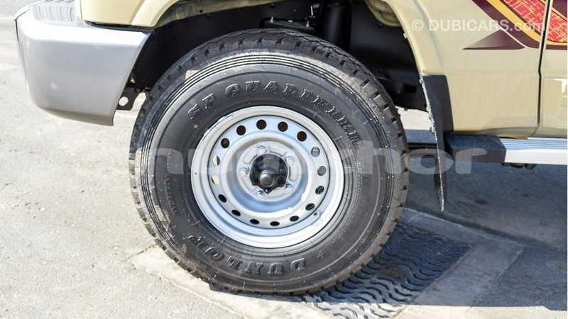 Big with watermark toyota land cruiser bumthang import dubai 2338