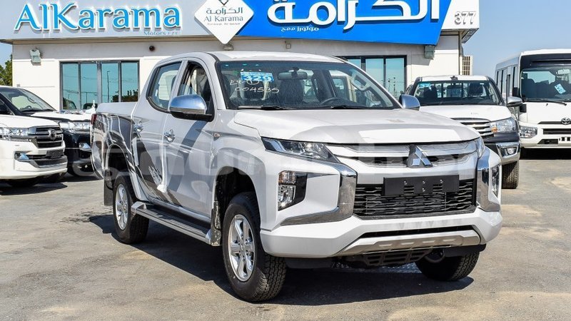 Big with watermark mitsubishi l200 bumthang import dubai 2343