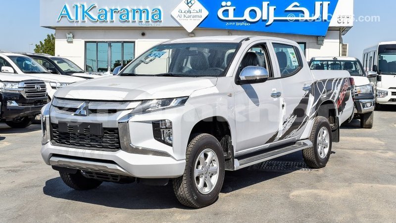 Big with watermark mitsubishi l200 bumthang import dubai 2343