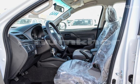 Buy Import Mitsubishi L200 White Car in Import - Dubai in Bumthang Buy Import Mitsubishi L200 White Car in Import - Dubai in Bumthang