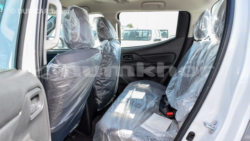 Big with watermark mitsubishi l200 bumthang import dubai 2343