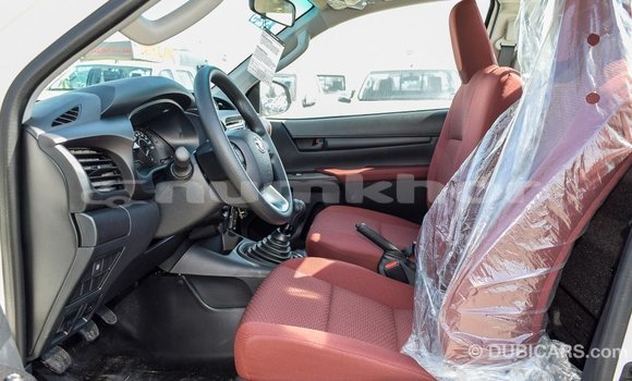 Buy Import Toyota Hilux White Car in Import - Dubai in Bumthang Buy Import Toyota Hilux White Car in Import - Dubai in Bumthang