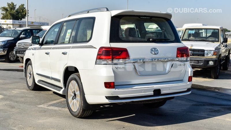 Big with watermark toyota land cruiser bumthang import dubai 2349