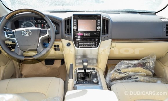 Buy Import Toyota Land Cruiser Black Car in Import - Dubai in Bumthang Buy Import Toyota Land Cruiser Black Car in Import - Dubai in Bumthang