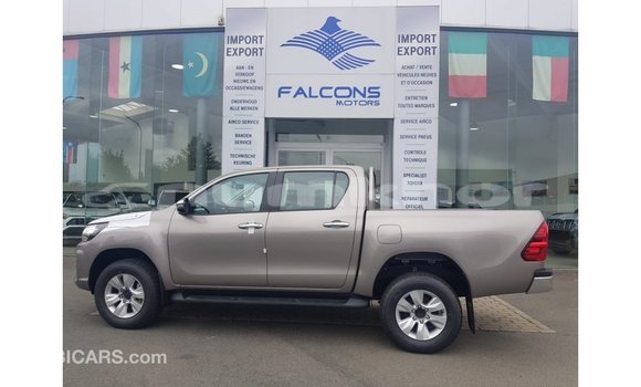 Buy Import Toyota Hilux Other Car in Import - Dubai in Bumthang Buy Import Toyota Hilux Other Car in Import - Dubai in Bumthang