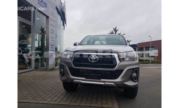 Buy Import Toyota Hilux Other Car in Import - Dubai in Bumthang Buy Import Toyota Hilux Other Car in Import - Dubai in Bumthang