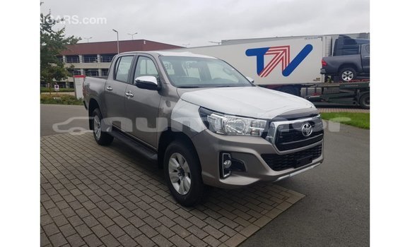 Buy Import Toyota Hilux Other Car in Import - Dubai in Bumthang Buy Import Toyota Hilux Other Car in Import - Dubai in Bumthang