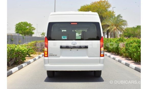 Buy Import Toyota Hiace White Car in Import - Dubai in Bumthang Buy Import Toyota Hiace White Car in Import - Dubai in Bumthang