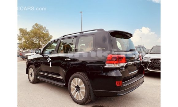 Buy Import Toyota Land Cruiser Black Car in Import - Dubai in Bumthang Buy Import Toyota Land Cruiser Black Car in Import - Dubai in Bumthang