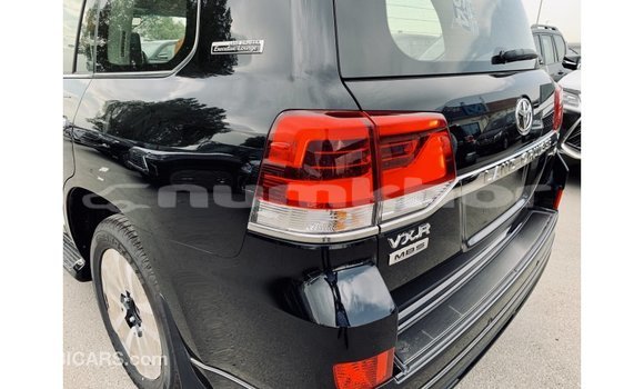Buy Import Toyota Land Cruiser Black Car in Import - Dubai in Bumthang Buy Import Toyota Land Cruiser Black Car in Import - Dubai in Bumthang