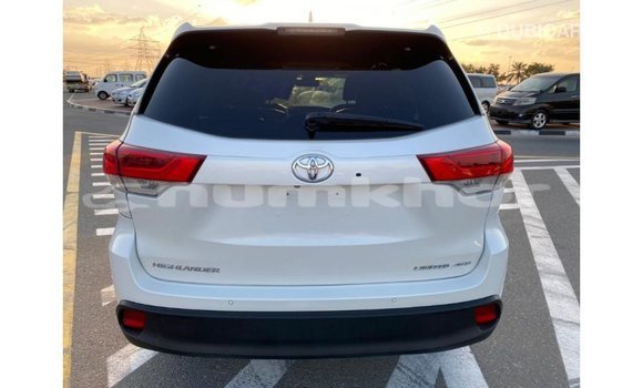 Buy Import Toyota Highlander White Car in Import - Dubai in Bumthang Buy Import Toyota Highlander White Car in Import - Dubai in Bumthang
