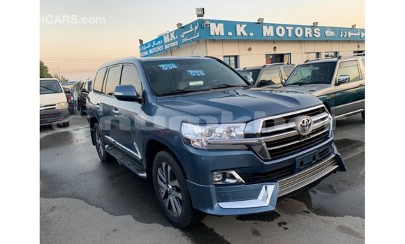 Buy Import Toyota Land Cruiser Blue Car in Import - Dubai in Bumthang Buy Import Toyota Land Cruiser Blue Car in Import - Dubai in Bumthang