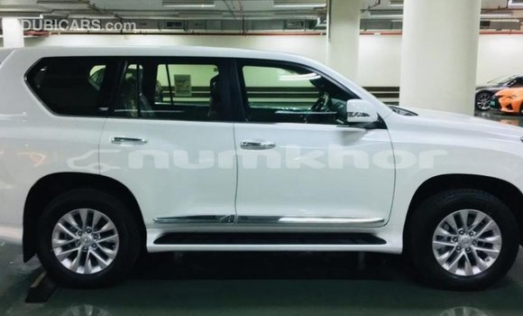 Buy Import Lexus GS White Car in Import - Dubai in Bumthang Buy Import Lexus GS White Car in Import - Dubai in Bumthang