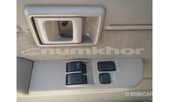 Buy Import Toyota Land Cruiser White Car in Import - Dubai in Bumthang Buy Import Toyota Land Cruiser White Car in Import - Dubai in Bumthang