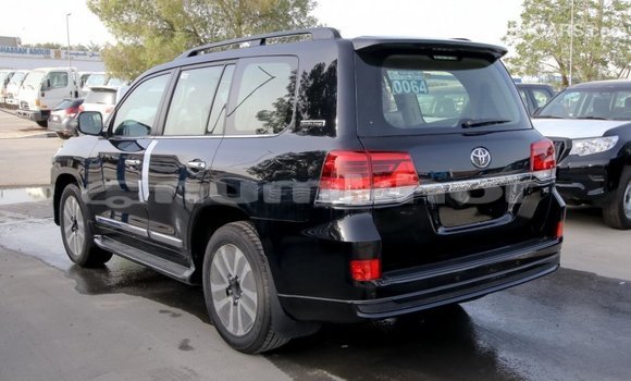 Buy Import Toyota Land Cruiser Black Car in Import - Dubai in Bumthang Buy Import Toyota Land Cruiser Black Car in Import - Dubai in Bumthang