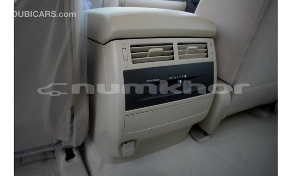 Buy Import Toyota Land Cruiser White Car in Import - Dubai in Bumthang Buy Import Toyota Land Cruiser White Car in Import - Dubai in Bumthang