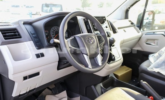Buy Import Toyota Hiace White Car in Import - Dubai in Bumthang Buy Import Toyota Hiace White Car in Import - Dubai in Bumthang