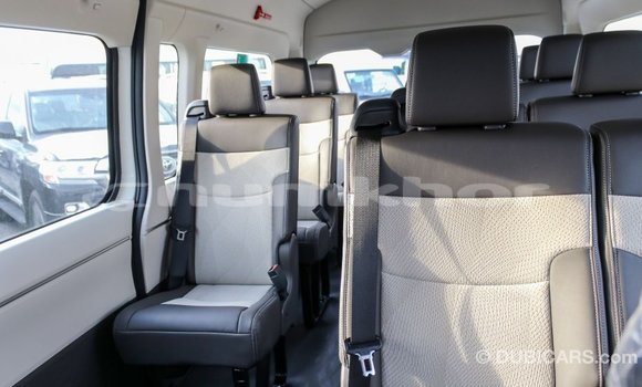 Buy Import Toyota Hiace White Car in Import - Dubai in Bumthang Buy Import Toyota Hiace White Car in Import - Dubai in Bumthang