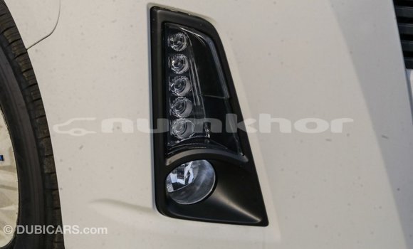 Buy Import Toyota Hiace White Car in Import - Dubai in Bumthang Buy Import Toyota Hiace White Car in Import - Dubai in Bumthang