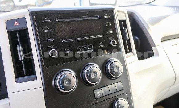 Buy Import Toyota Hiace White Car in Import - Dubai in Bumthang Buy Import Toyota Hiace White Car in Import - Dubai in Bumthang