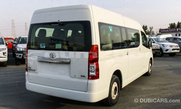 Buy Import Toyota Hiace White Car in Import - Dubai in Bumthang Buy Import Toyota Hiace White Car in Import - Dubai in Bumthang