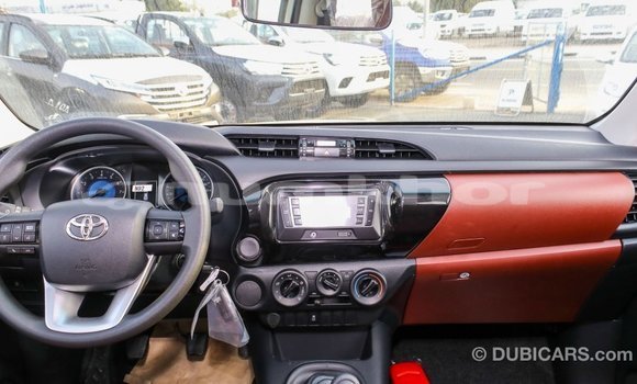 Buy Import Toyota Hilux White Car in Import - Dubai in Bumthang Buy Import Toyota Hilux White Car in Import - Dubai in Bumthang