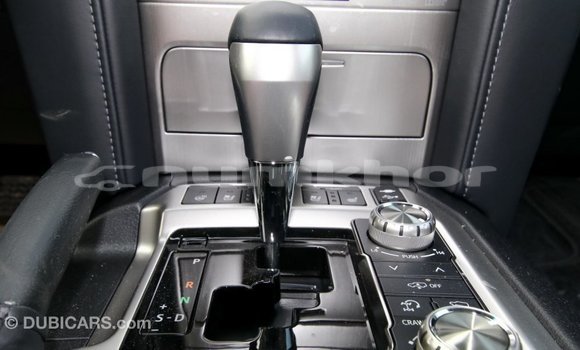 Buy Import Toyota Land Cruiser Black Car in Import - Dubai in Bumthang Buy Import Toyota Land Cruiser Black Car in Import - Dubai in Bumthang