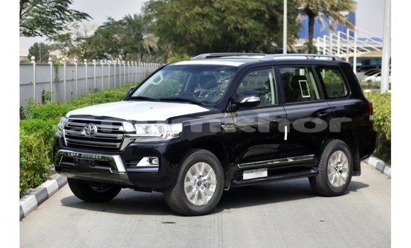 Buy Import Toyota Land Cruiser Black Car in Import - Dubai in Bumthang Buy Import Toyota Land Cruiser Black Car in Import - Dubai in Bumthang