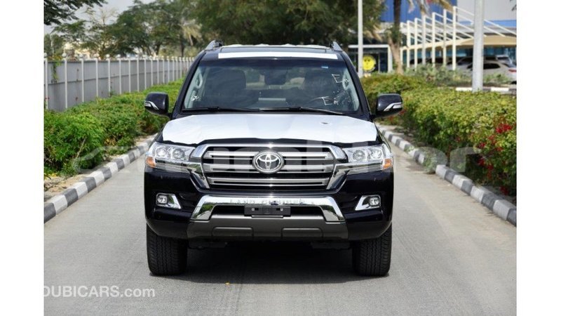 Big with watermark toyota land cruiser bumthang import dubai 2399