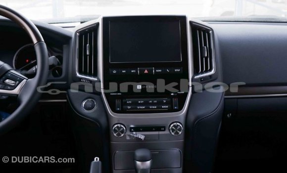 Buy Import Toyota Land Cruiser Black Car in Import - Dubai in Bumthang Buy Import Toyota Land Cruiser Black Car in Import - Dubai in Bumthang